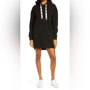 UGG Hoodie Dress - cozy with pockets!🔥